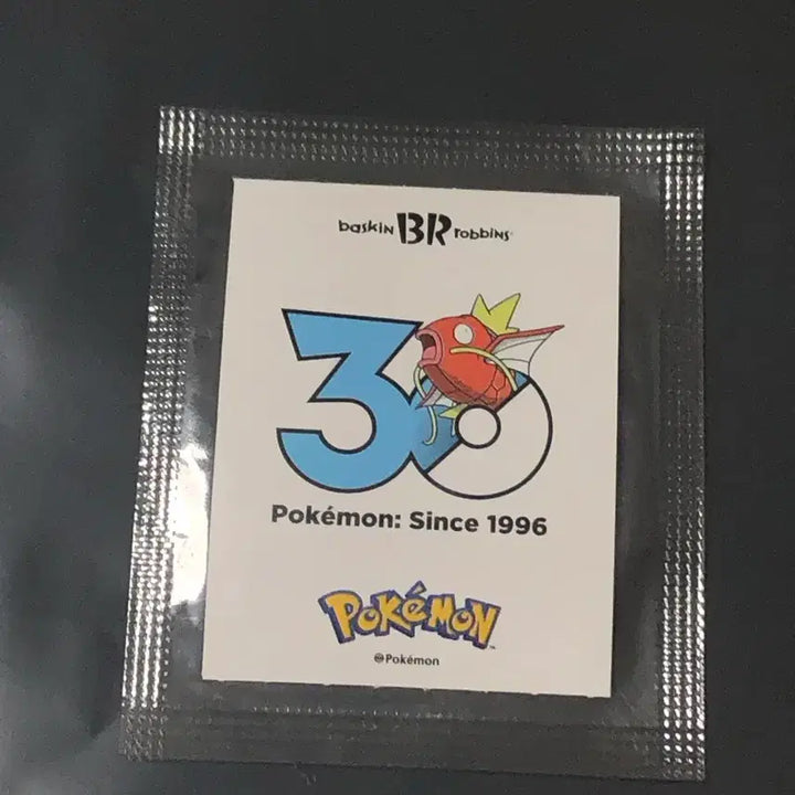 [BUNJANG] Baskin Robbins Pokémon 30th Anniversary Sticker - Magikarp / 베라 포켓몬 30주년 띠부씰 잉어킹