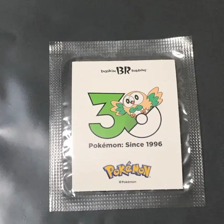 [BUNJANG] Baskin Robbins Pokemon 30th Anniversary Sticker Cyndaquil / 배스킨라빈스 포켓몬 30주년 스티커 나몰빼미
