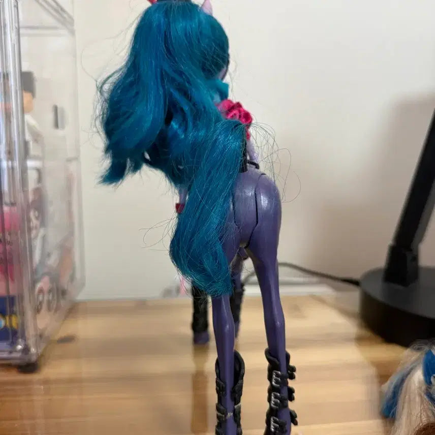 [BUNJANG] Monster High Abby Triceratops Doll / 몬스터하이 몬하돌 아비아 트라터