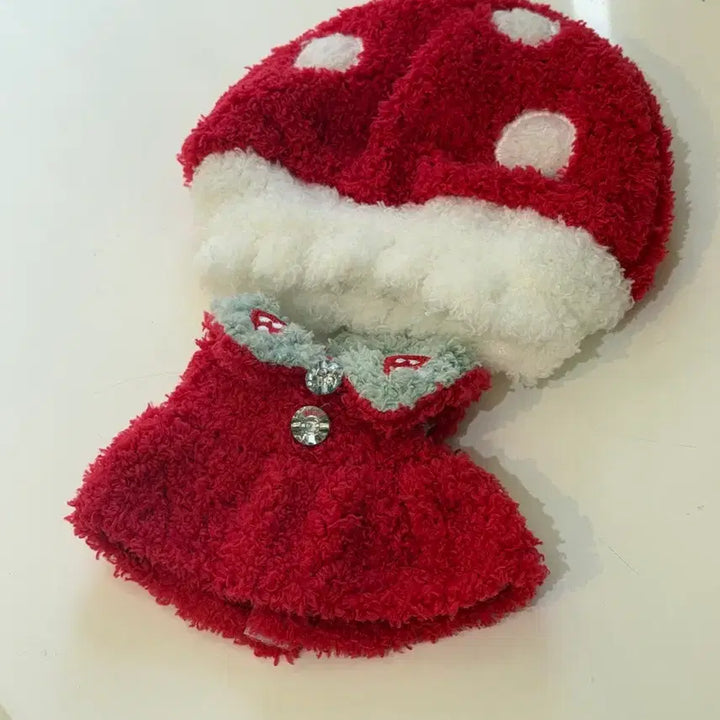 [BUNJANG] Monchhichi Mushroom Outfit &amp; Hat Set (S Size) / 몬치치 버섯 옷 + 버섯 모자 세트