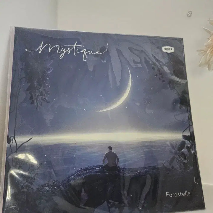 [BUNJANG] Forestella Mystique LP Album / 포레스텔라 Forestella Mystique LP 앨범