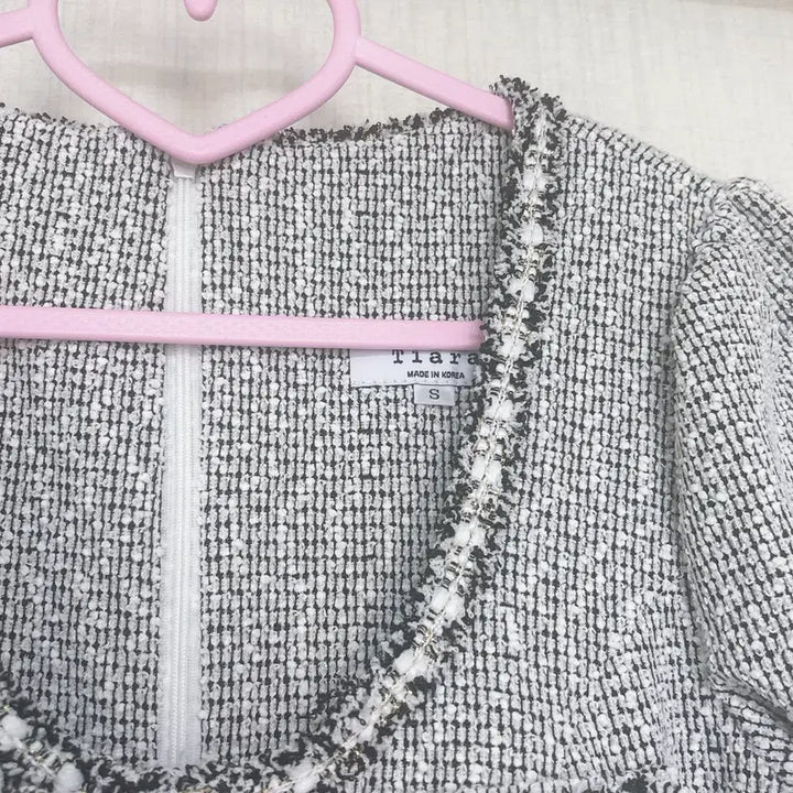 [BUNJANG] A-Line Grey Tweed Dress / 티아라 A라인 그레이 트위드 원피스 수입의류 하객룩 에이블리 스나계