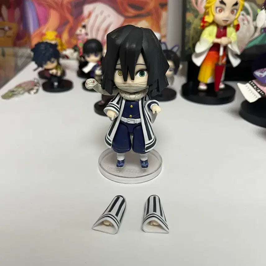 [BUNJANG] Demon Slayer Figuarts mini Iguro Obanai Figure / 귀멸의칼날 피규아츠 미니 오바나이 피규어