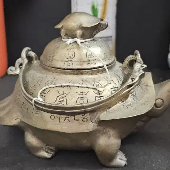 [BUNJANG] Brass Teapot with Turtle Motif / 거북이 문양 황동주전자