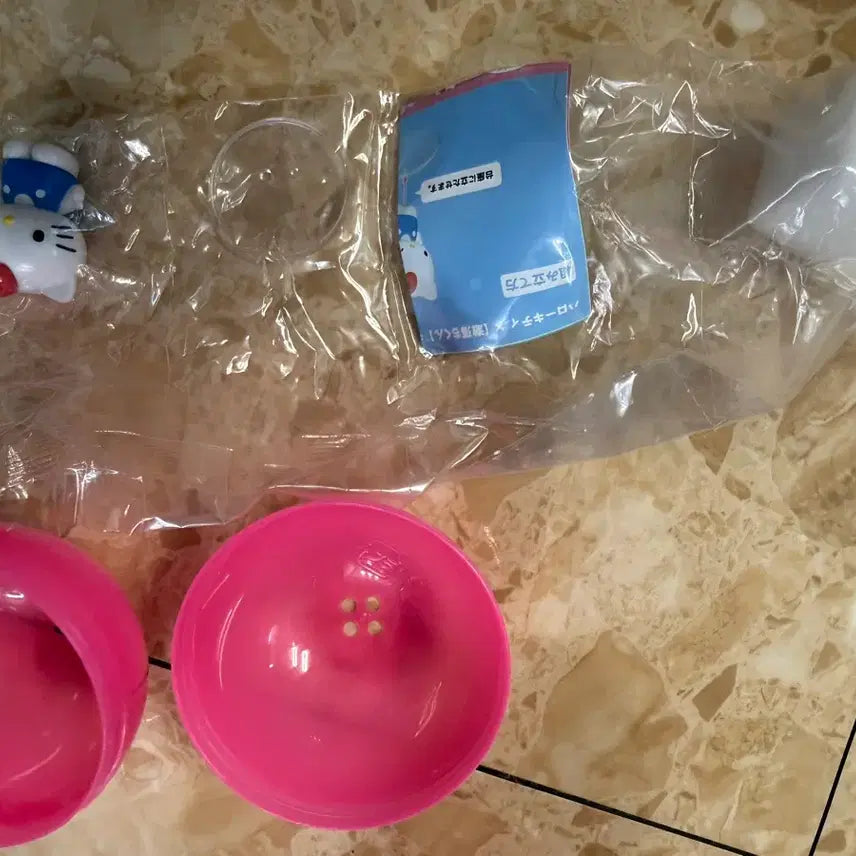 [BUNJANG] Sanrio Kuromi &amp; Hello Kitty Cleaning Figures Set / 쿠로미 키티 청소 피규어 새상품