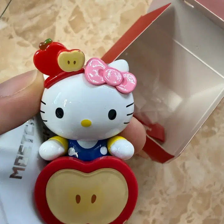 [BUNJANG] Sanrio Hello Kitty Apple Hiper Sticker / 사과키티 히퍼
