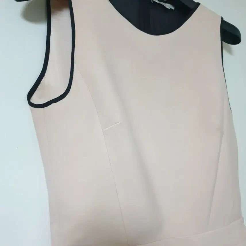 [BUNJANG] MAJE Backless Sheer Detail Mini Dress Size 36 / 마쥬 MAJE 백시스루 미니원피스 36 / 반전 백리스 배색 원피스