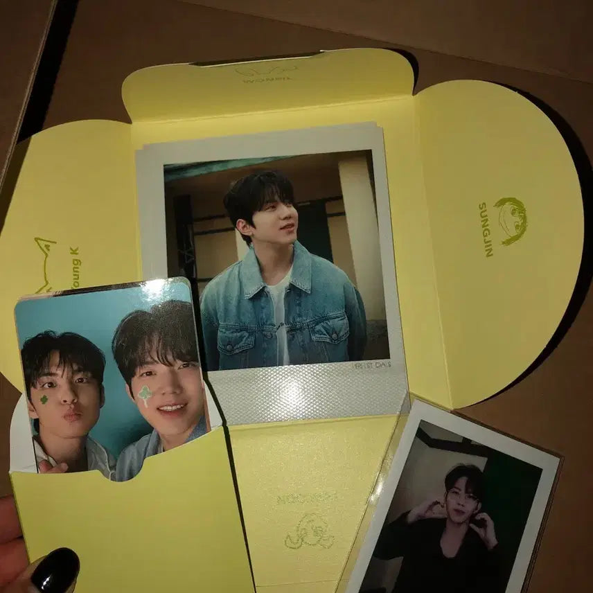 [BUNJANG] Day6 Dowoon Dicon Photobook &amp; Photocard Bundle Set / 데이식스 도운 디아이콘:)덤 많이 드려요