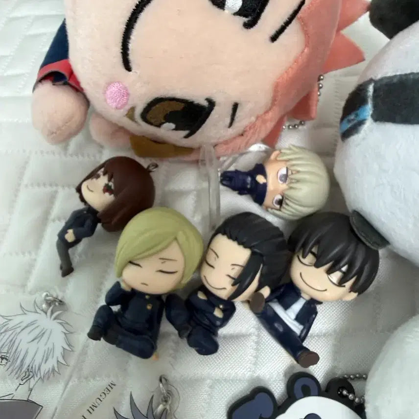 [BUNJANG] Jujutsu Kaisen Merchandise Bundle Set (Geto, Panda, Gojo, Megumi) / [일괄] 주술회전 굿즈 일괄판매합니다 (게토,판다,고죠,메구미)