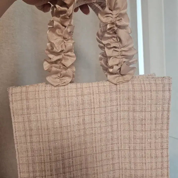 [BUNJANG] Maison de FLEUR x Rilakkuma Limited Edition Cupcake Tote Bag / 메종드플뢰르  리락쿠마 한정판 컵케익 토트백