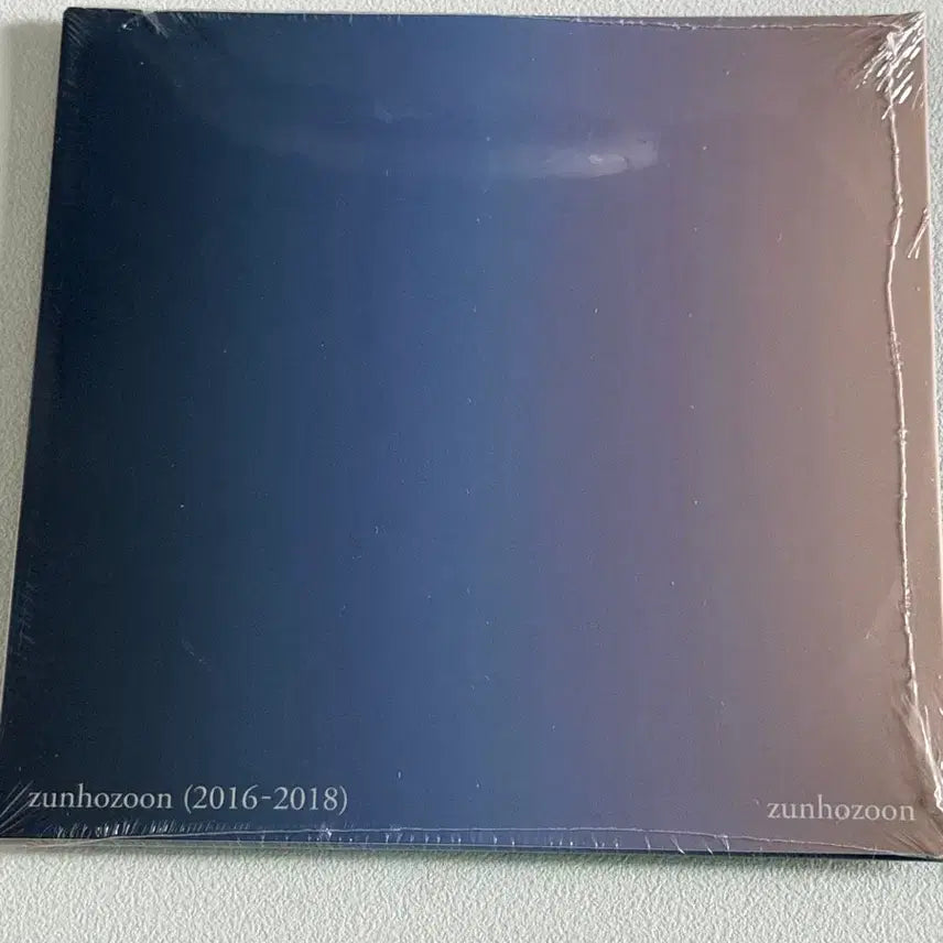 [BUNJANG] Junhozoon ZUNHOZOON 2016-2018 CD (Sealed) / 준호준- ZUNHOZOON (2016-2018) CD 미개봉