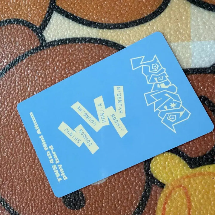 [BUNJANG] IZ*ONE Play Hard Bread Photocard Shin Yu / play hard 이즈위  빵포카 신유
