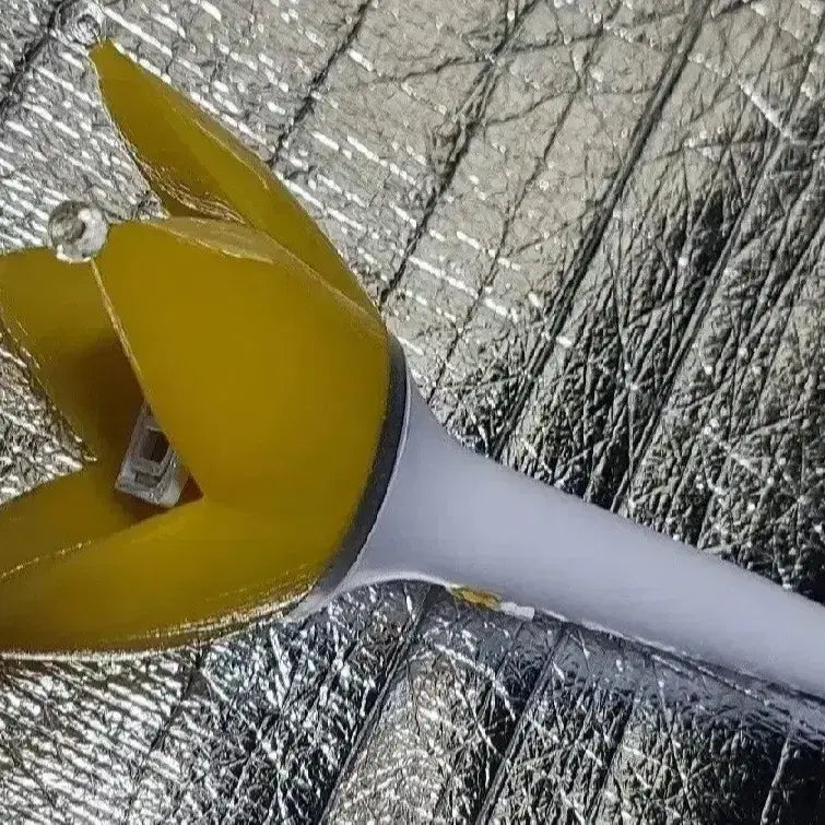 [BUNJANG] BIGBANG Official Lightstick (Bangbong) / 상태 좋은 빅뱅 응원봉 뱅봉 최저가에 팝니다!