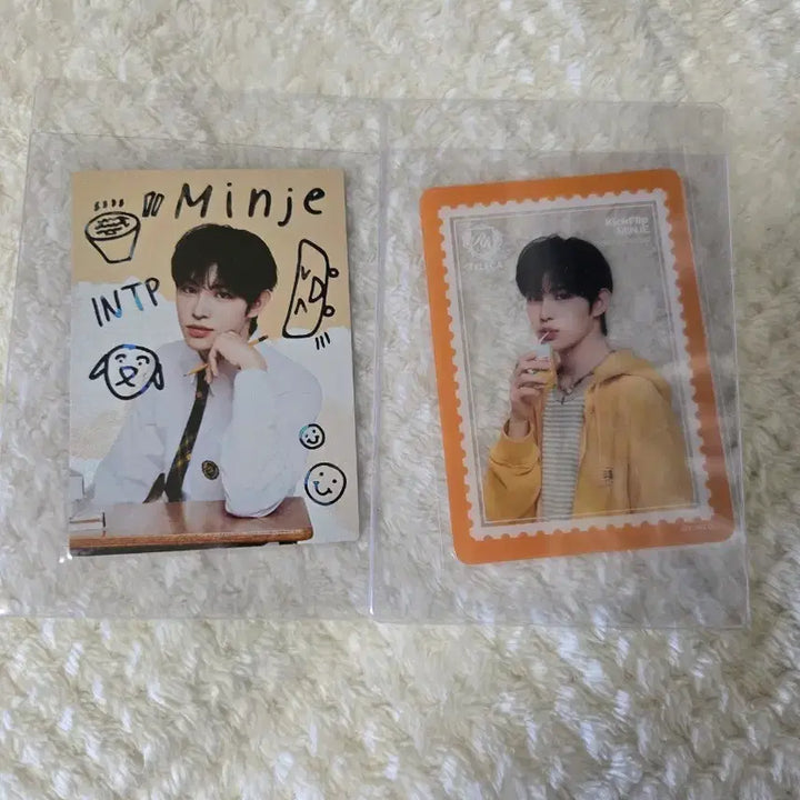 [BUNJANG] KICKFLIP Minjee Photocard Bundle Set / 킥플립 민제 테레카 2장 일괄 판매