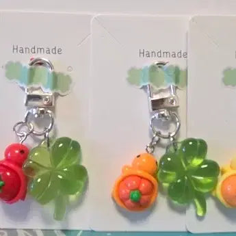 [BUNJANG] Random Selection Keychain &amp; Squishy Set (4 Items Guaranteed) / 키링&amp;말랑이 키링  랜덤뽑기 1세트(4개보장)
