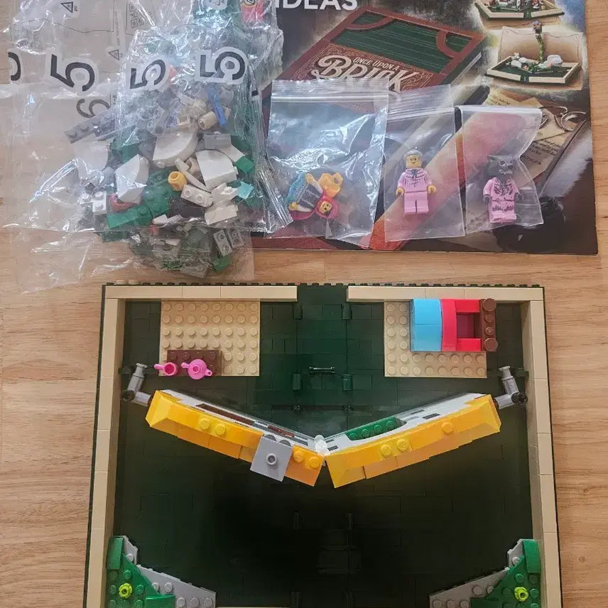 [BUNJANG] LEGO Ideas Pop-Up Book 21315 / 레고 팝업북 21315 중고