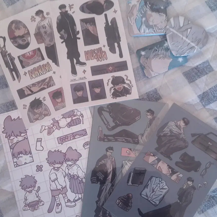 [BUNJANG] Kaiju No. 8 Naruhoshi Mia Can Badge Sticker Bundle / 괴수8호 나루호시 미아님 캔뱃지 스티커 일괄
