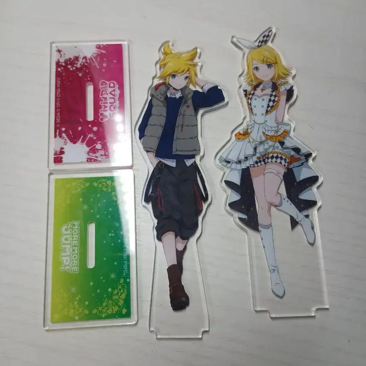 [BUNJANG] Kagamine Rin Len Acrylic Stand / 카가미네 린 렌 아크릴스탠드 판매