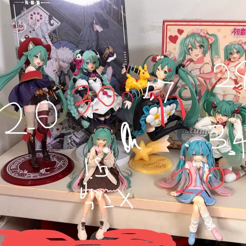 [BUNJANG] Hatsune Miku Figure Bundle - Cat Ear China Dress, Blazer, Loungewear / 하츠네 미쿠 피규어 다수 네코미미 차이나 러브 블레이저 룸웨어 로디