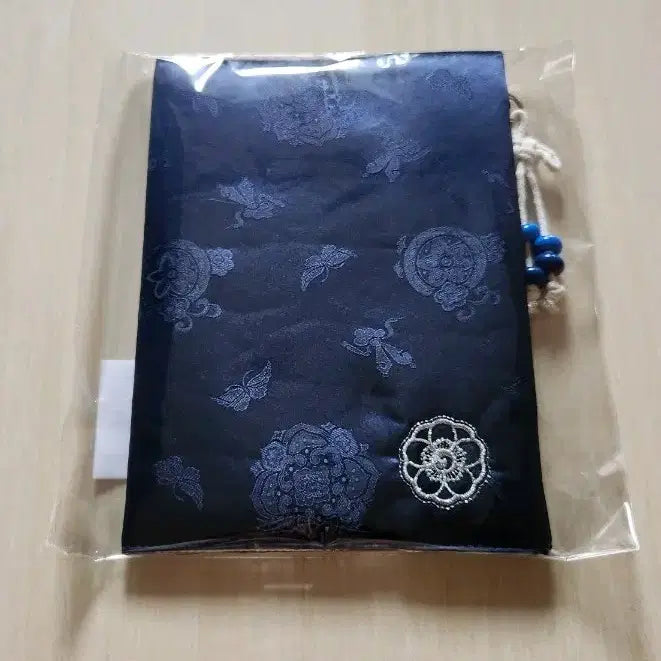 [BUNJANG] 21st Century Grand Imperial Consort Pop-up Book Cover / 21세기 대군부인 팝업 북커버