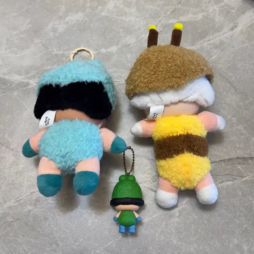 [BUNJANG] Crybaby Frog + Bee Keyring Set / 크라이베이비 개구리 + 꿀벌 키링 세트