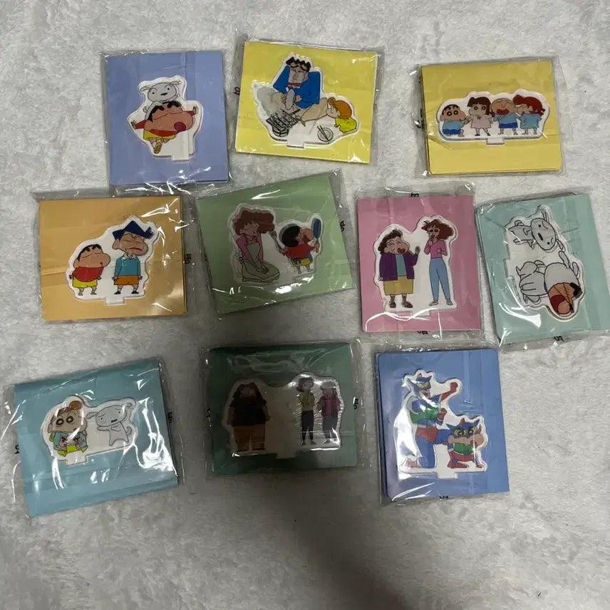 [BUNJANG] Crayon Shin-chan Acrylic Stand / 짱구 아크릴 스탠드 팝니다(Crayon Shin-chan figure)