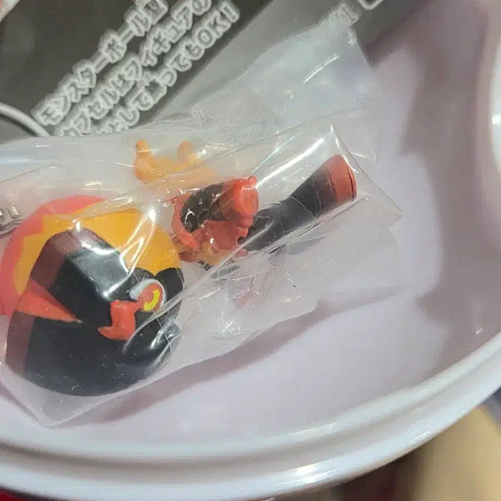 [BUNJANG] Pokemon Gashapon Collect 04 Carbon / 포켓몬스터 가샤폰으로 콜렉트 04 카르본