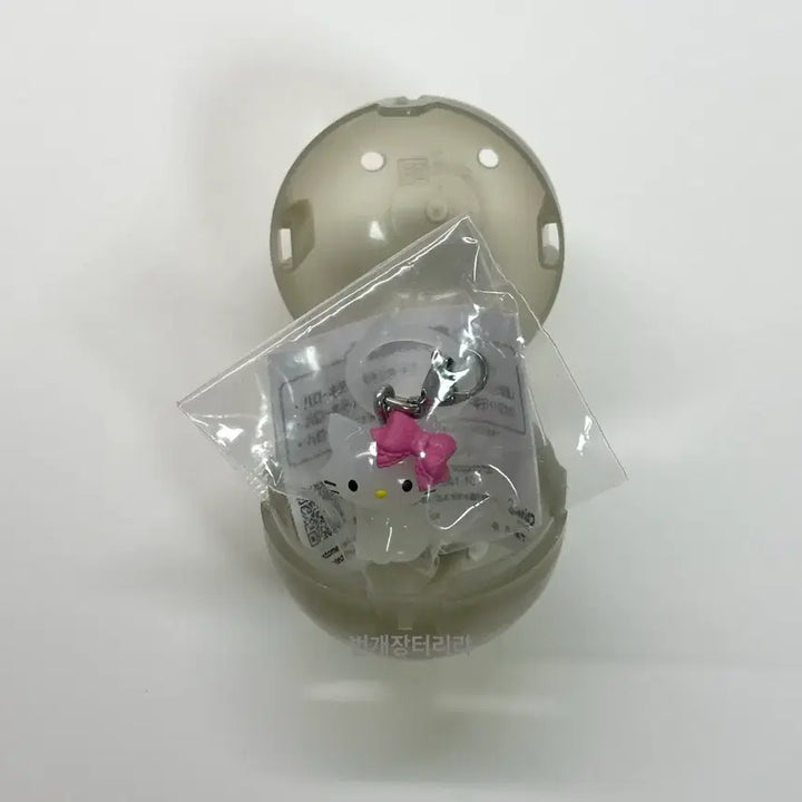 [BUNJANG] Sanrio Hello Kitty Charmmy Kitty Gachapon Figure / 산리오 헬로키티 메지루시 가챠 챠미키티