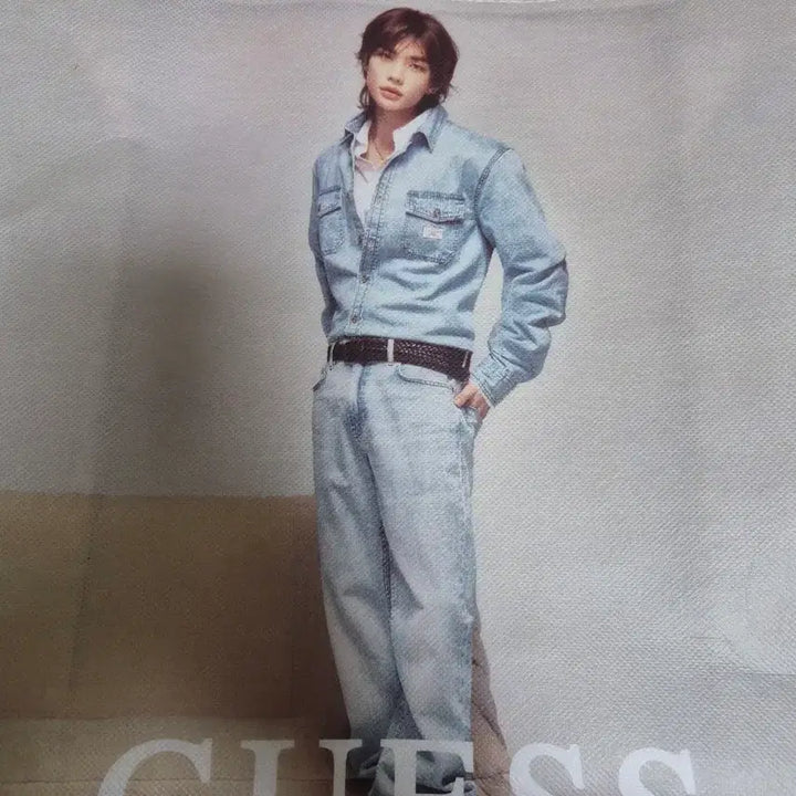 [BUNJANG] Guess Hyunjin Tarpaulin Bag / 게스 현진 타포린백