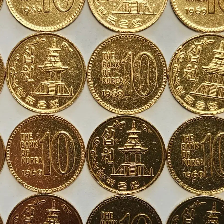 [BUNJANG] 1969 10 Won Coin Collection (30 Pieces) / 특년도/69년10원 30점