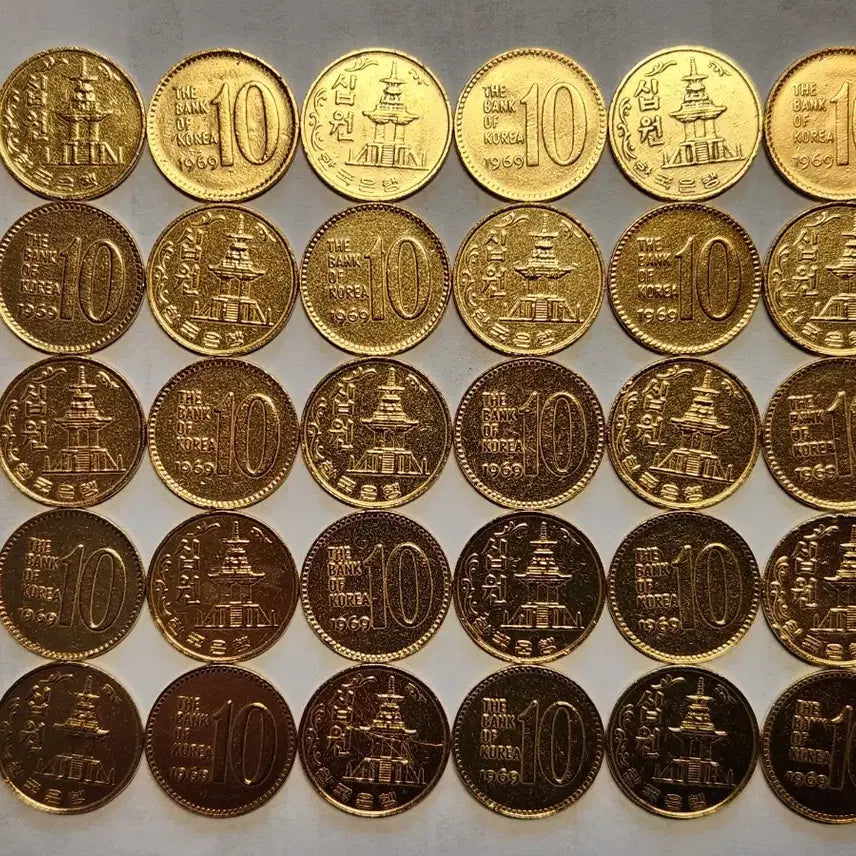 [BUNJANG] 1969 10 Won Coin Collection (30 Pieces) / 특년도/69년10원 30점