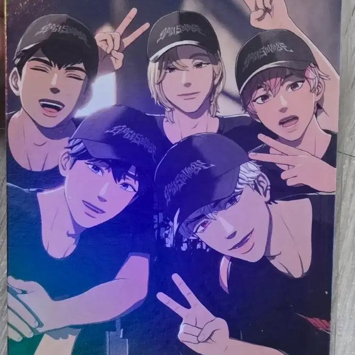 [BUNJANG] PLAVE Caligo 2 T-Shirt + Sticky Ring Set (Includes Big Photocard) / 플레이브 칼리고2 티셔츠(빅포카 포함) + 스틱키링 세트