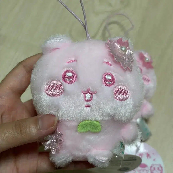 [BUNJANG] Chiikawa Cherry Blossom Keychain (Pink) / 치이카와 벚꽃 키링 핑크