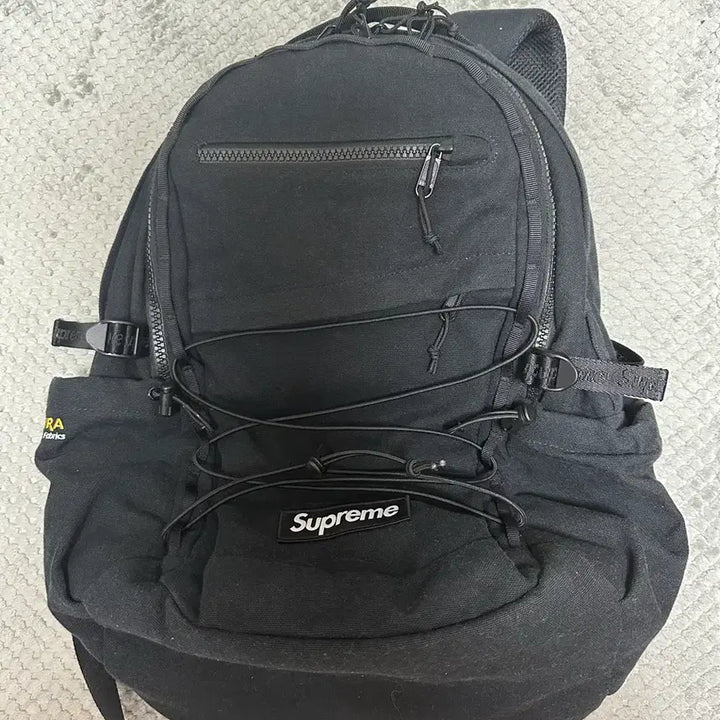 [SOLD OUT] 25ss 슈프림 백팩 블랙
