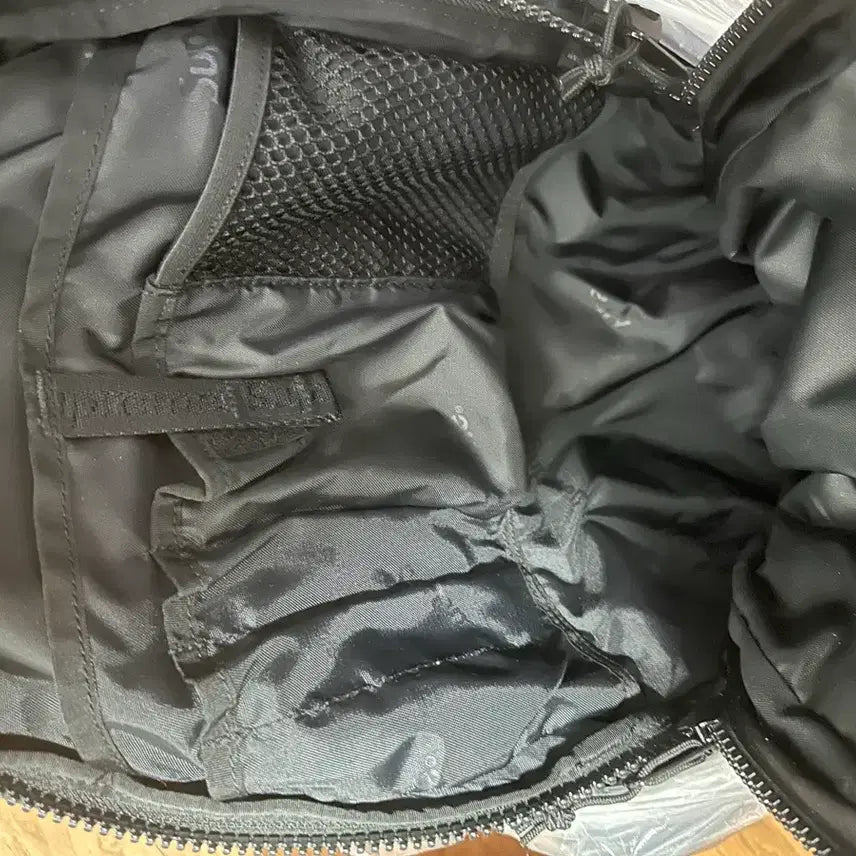 [SOLD OUT] 25ss 슈프림 백팩 블랙