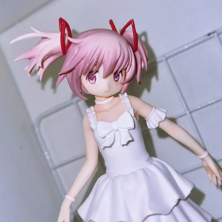 [BUNJANG] Madoka Kaname White Dress Figure / 마도카 고전 화이트 원피스 피규어 / 마법소녀 마도카 마기카 SQ