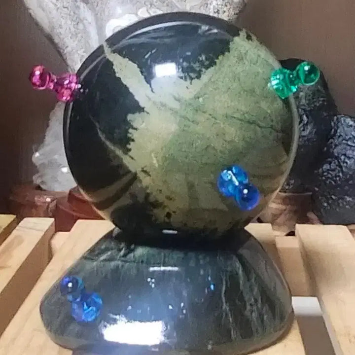[BUNJANG] Precious Serpentine Sphere (9cm Diameter, 1.1kg) - Natural Raw Ore with Stand / 귀사문석 원석구 광물 수석