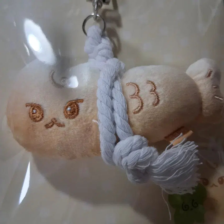 [BUNJANG] NCT 127 Doyoung Dogung Bread Water Shielding Keychain / 엔시티127 도영 도궁빵 액막이 키링