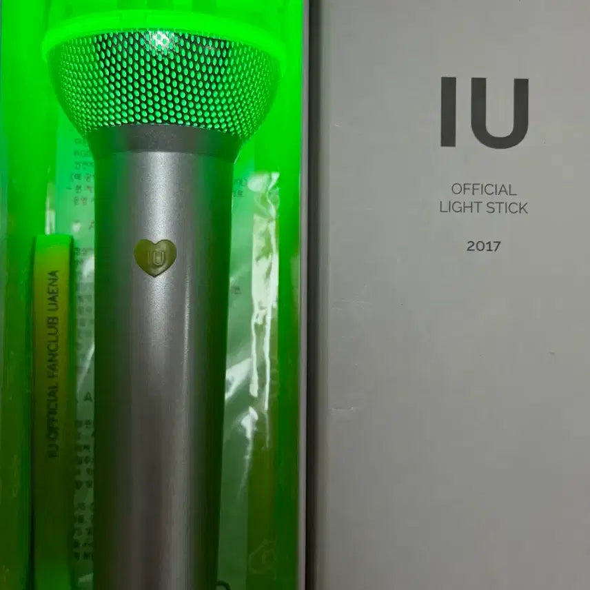 [BUNJANG] IU UENA 1st Generation Silver Lightstick / 아이유 유애나 1기 실버 응원봉