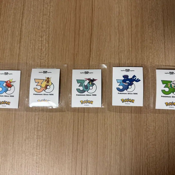[BUNJANG] Baskin Robbins Pokemon 30th Anniversary Sticker / 베라 포켓몬 30주년 스티커 띠부씰 베스킨라빈스