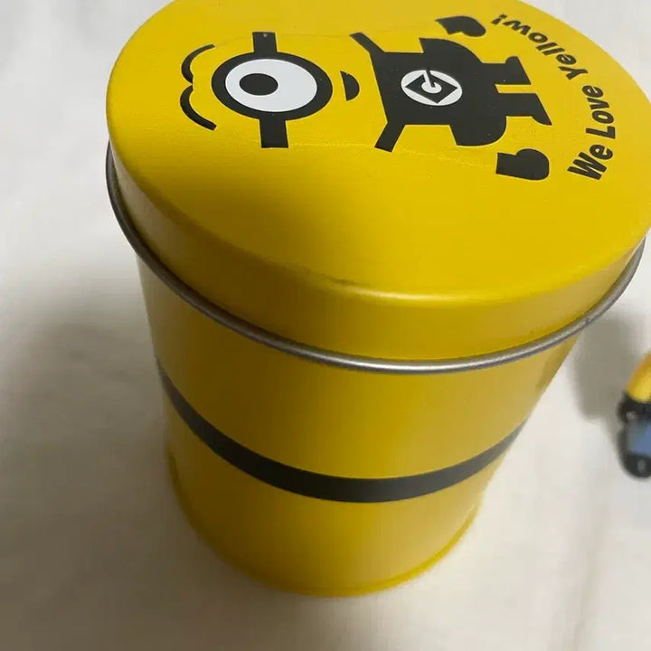 [BUNJANG] Minions Figure + Tin Case Set / 미니언즈 피규어 + 틴케이스