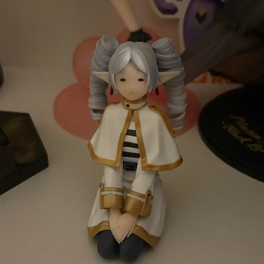 [BUNJANG] Frieren Bread Hairstyle Figure / 프리렌 롤빵 피규어