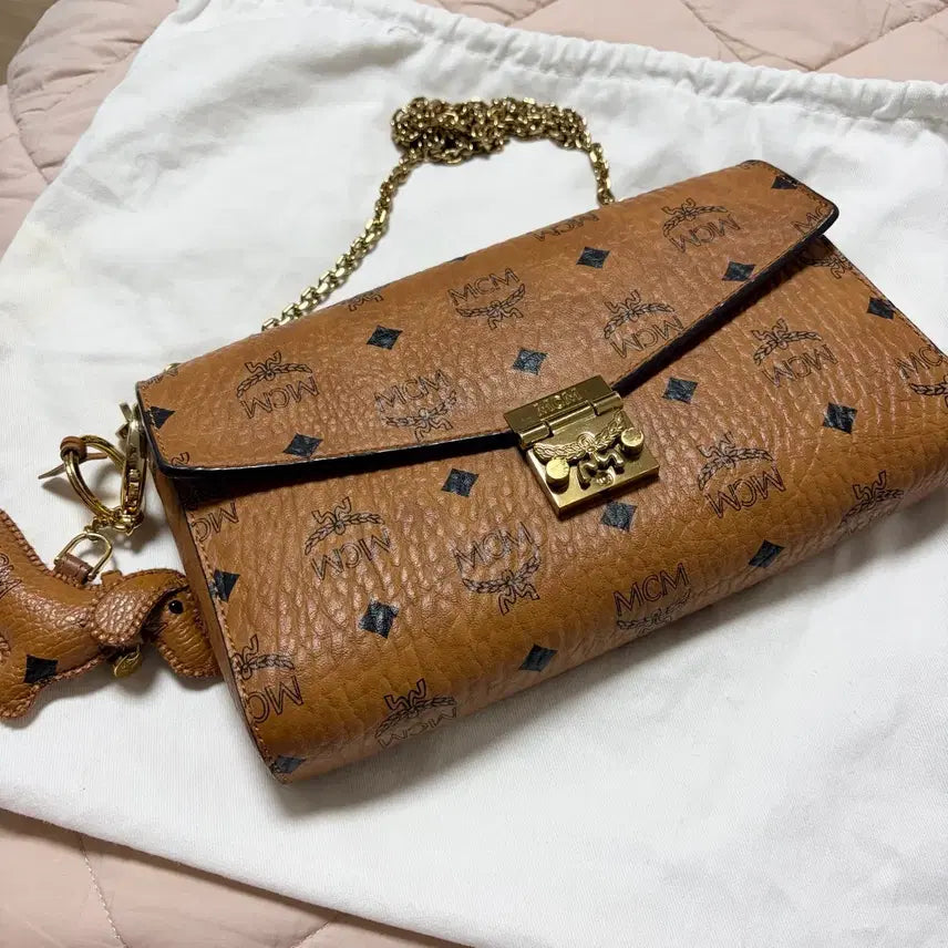 [SOLD OUT] MCM 비세토스 체인백 키링 포함