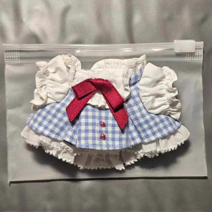 [BUNJANG] 10cm Doll Clothes Little Ribbon 2nd Gen Blue Check Small Ribbon / 무속성 대만옷장 10cm 인형 옷 리틀리본 2기 블루체크 작은 리본