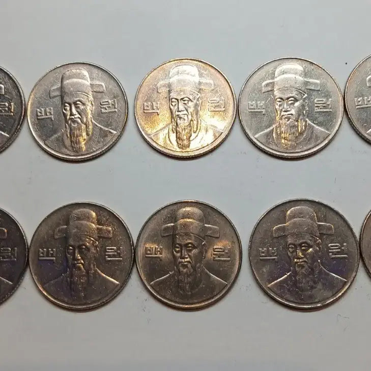 [BUNJANG] 10 x 2001 South Korean 100 Won Coins Bundle / 2001년 100원 동전 10개 일괄
