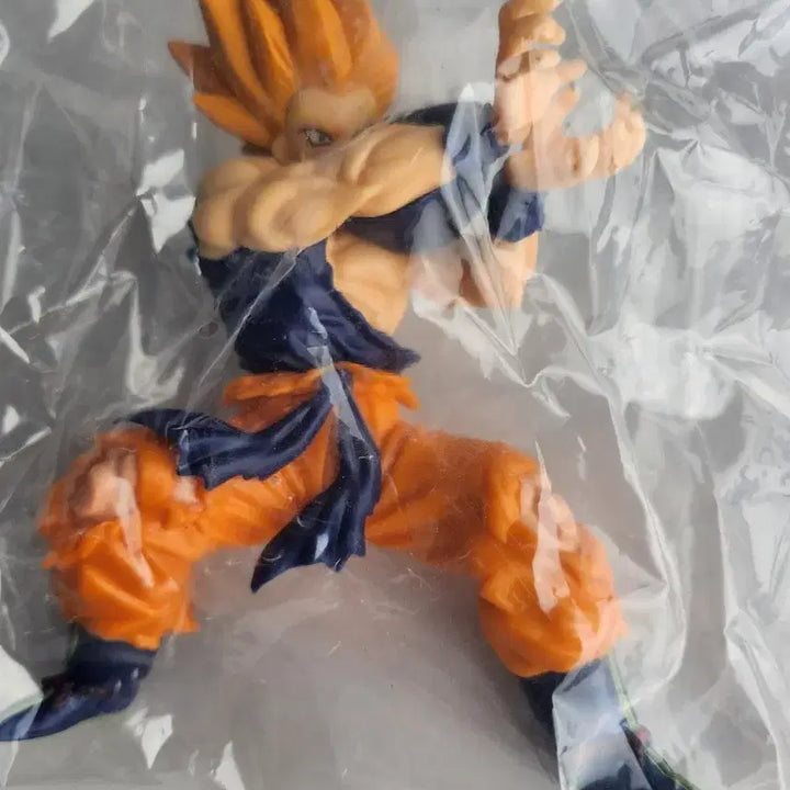 [BUNJANG] Dragon Ball Super Saiyan Son Goku Figure / 드래곤볼 초사이언인 손오공 피규어