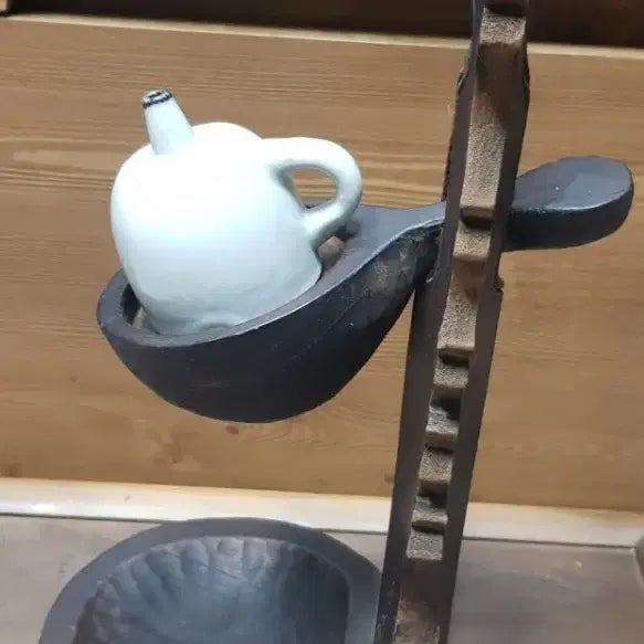 [BUNJANG] Antique Wooden Candlestick with Ceramic Oil Lamp Set / 골동품) 나무 등잔대 + 사기호롱