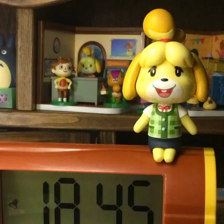 [BUNJANG] Animal Crossing: New Horizons Kuji Last One Isabelle Clock Figure / 동물의 숲 쿠지 라스트원 여울 시계 판매 제일복권 피규어 모동숲 인형