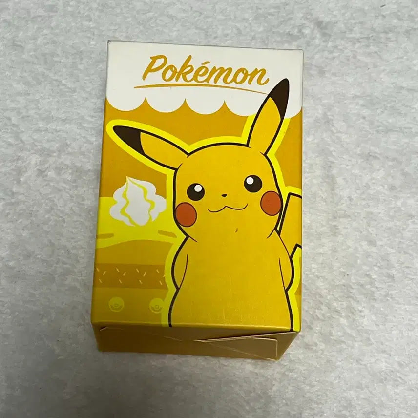 [BUNJANG] CGV Limited Edition Pokemon Cake Figure Pikachu Single Item / cgv한정판 포켓몬 케이크피규어 피카츄 단품