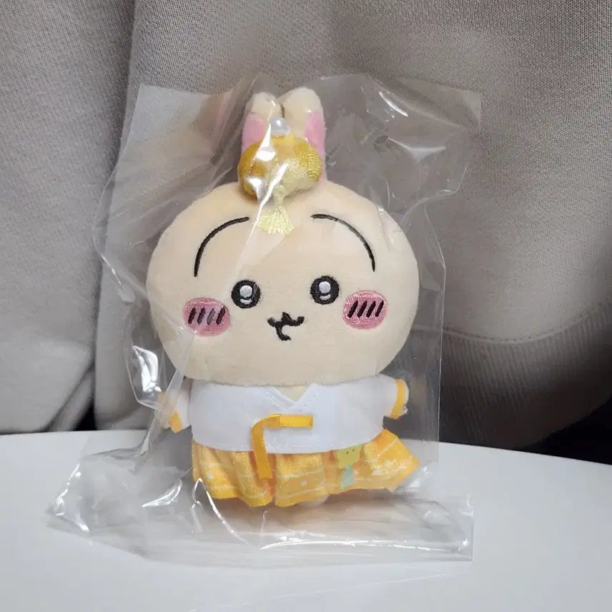 [BUNJANG] Chiikawa Usagi Korean Traditional Clothes Mascot / [개별]치이카와 우사기 한복 마스코트